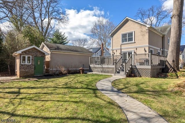 10 Tulip Ct, Kenilworth Boro, NJ 07033