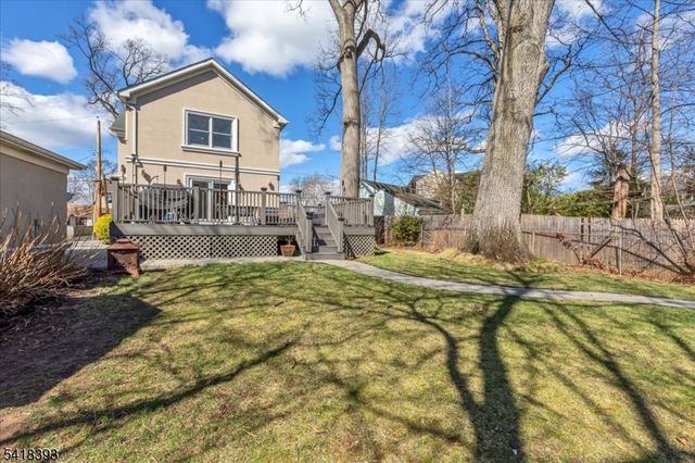 10 Tulip Ct, Kenilworth Boro, NJ 07033