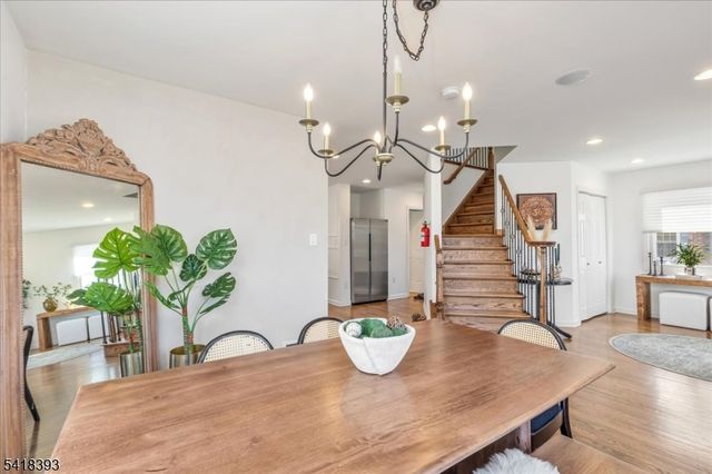 10 Tulip Ct, Kenilworth Boro, NJ 07033