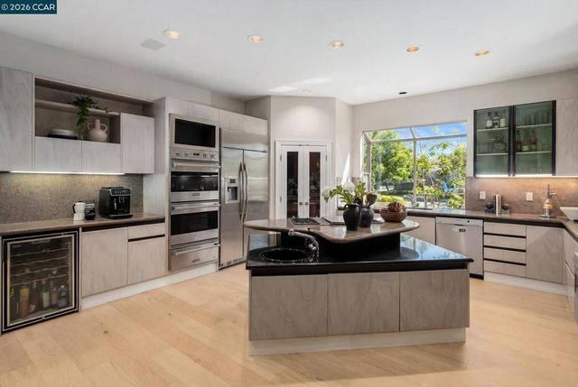 4257 4257 Golden Oak Court, Danville, CA 94506