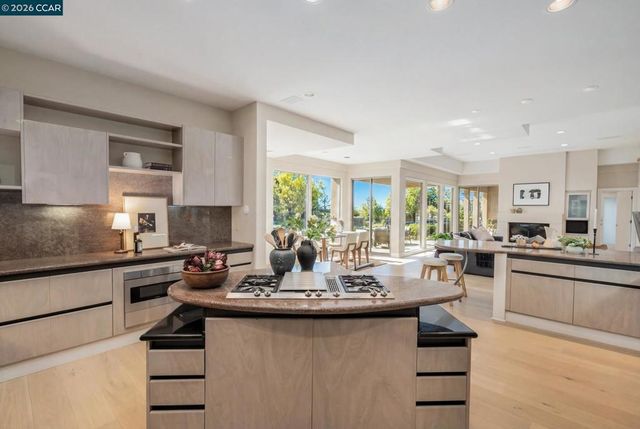 4257 4257 Golden Oak Court, Danville, CA 94506