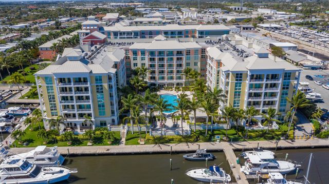 806 E Windward Way 405, Lantana, FL 33462