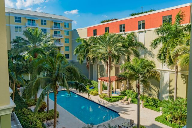 806 E Windward Way 405, Lantana, FL 33462