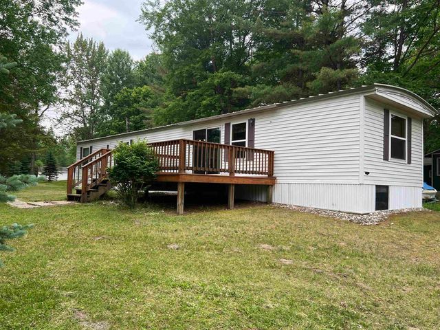 3707 Towsley Court, Gladwin, MI 48624