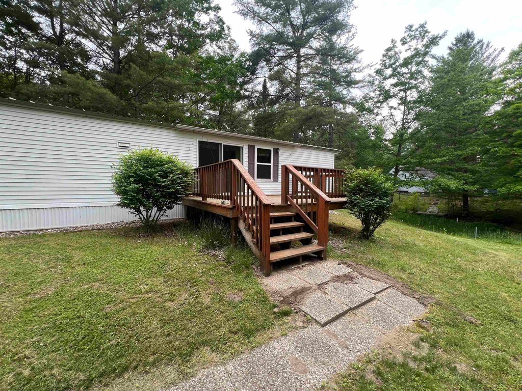 3707 Towsley Court, Gladwin, MI 48624