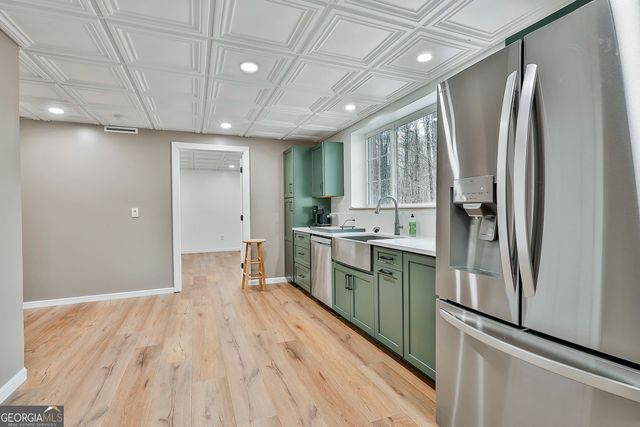 70 Wilkes Court, Newnan, GA 30263