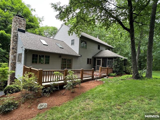 9 Buckhaven Trail, Hardyston, NJ 07460