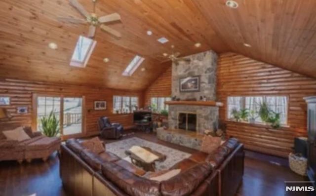 9 Buckhaven Trail, Hardyston, NJ 07460