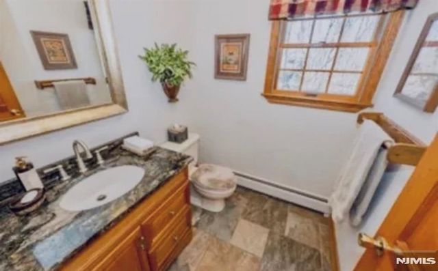 9 Buckhaven Trail, Hardyston, NJ 07460