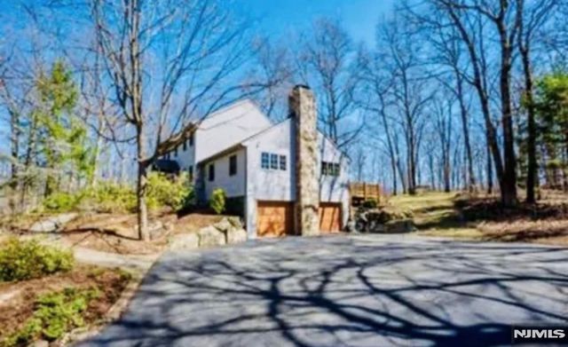 9 Buckhaven Trail, Hardyston, NJ 07460