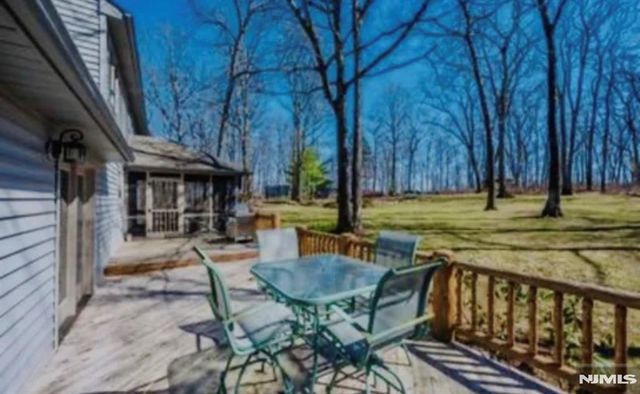 9 Buckhaven Trail, Hardyston, NJ 07460