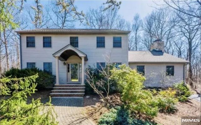 9 Buckhaven Trail, Hardyston, NJ 07460