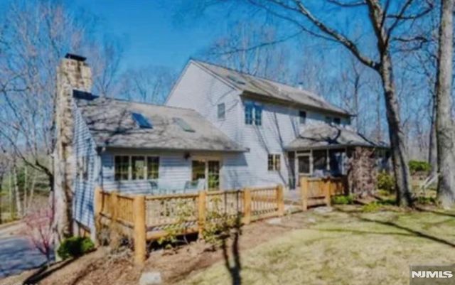 9 Buckhaven Trail, Hardyston, NJ 07460