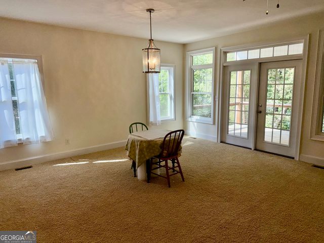27 Classic Drive, Hartwell, GA 30643