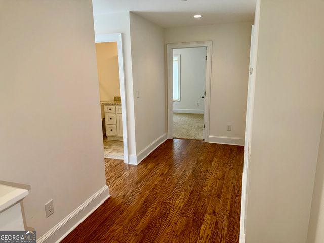 27 Classic Drive, Hartwell, GA 30643