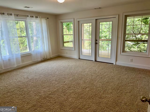 27 Classic Drive, Hartwell, GA 30643