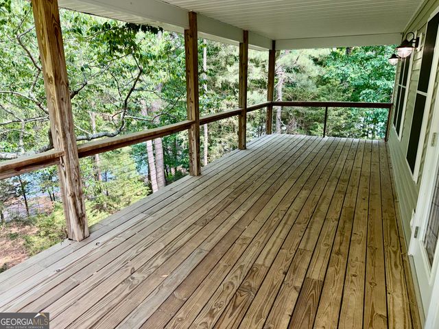27 Classic Drive, Hartwell, GA 30643