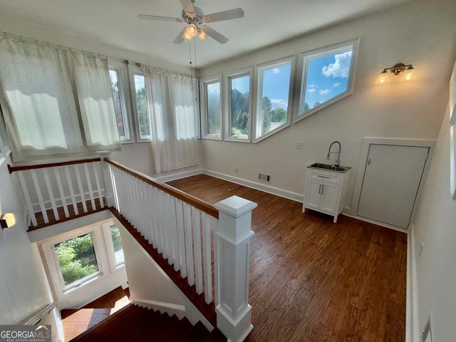 27 Classic Drive, Hartwell, GA 30643