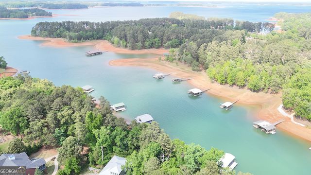 27 Classic Drive, Hartwell, GA 30643