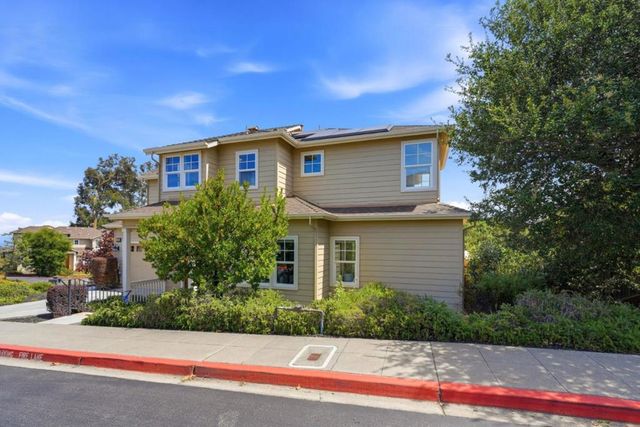 39 Live Oak Drive, San Mateo, CA 94403