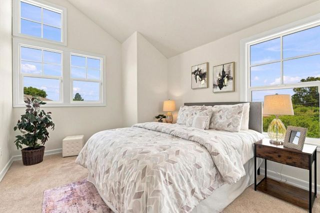 39 Live Oak Drive, San Mateo, CA 94403