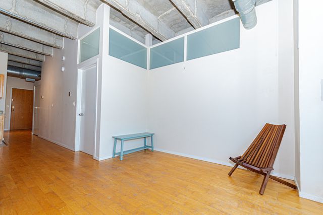 5200 S Ellis Avenue 402, Chicago, IL 60615