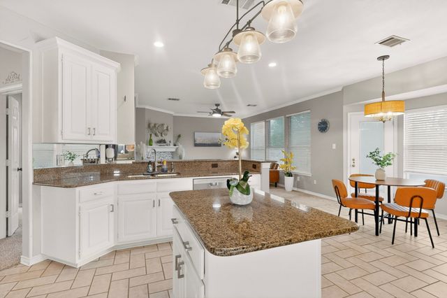 712 Water Oak Drive, Plano, TX 75025