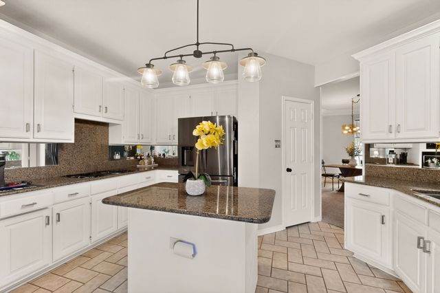 712 Water Oak Drive, Plano, TX 75025