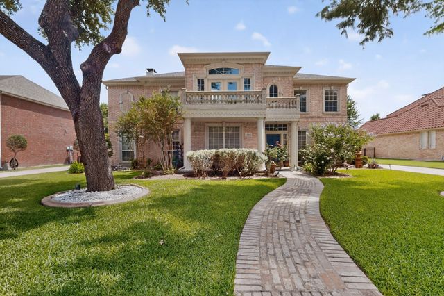 712 Water Oak Drive, Plano, TX 75025