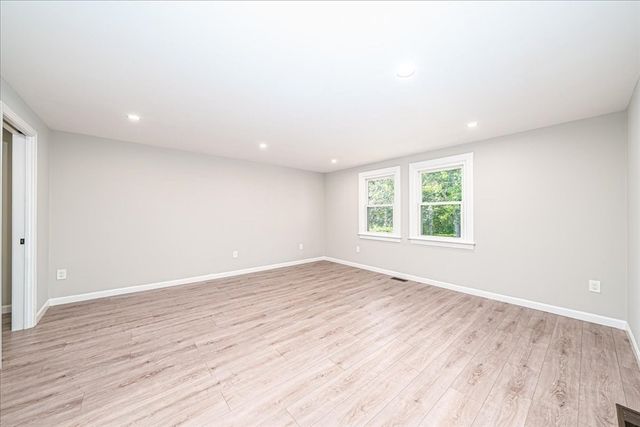 23 Taunton Street, Bellingham, MA 02019