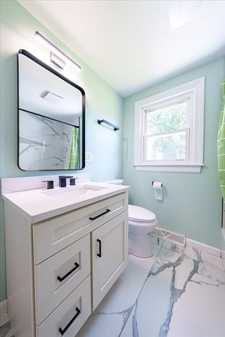 23 Taunton Street, Bellingham, MA 02019