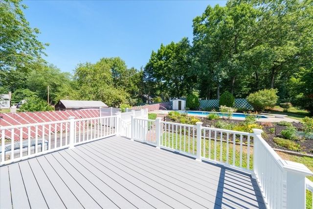 23 Taunton Street, Bellingham, MA 02019