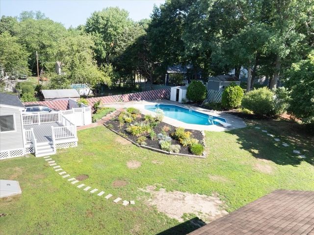 23 Taunton Street, Bellingham, MA 02019