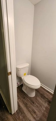 289 Raleigh Dr Apt B, Clarksville, TN 37043