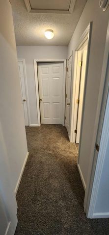 289 Raleigh Dr Apt B, Clarksville, TN 37043