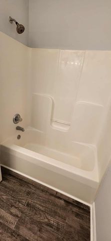 289 Raleigh Dr Apt B, Clarksville, TN 37043