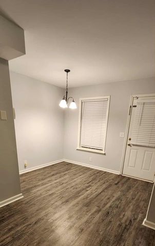 289 Raleigh Dr Apt B, Clarksville, TN 37043