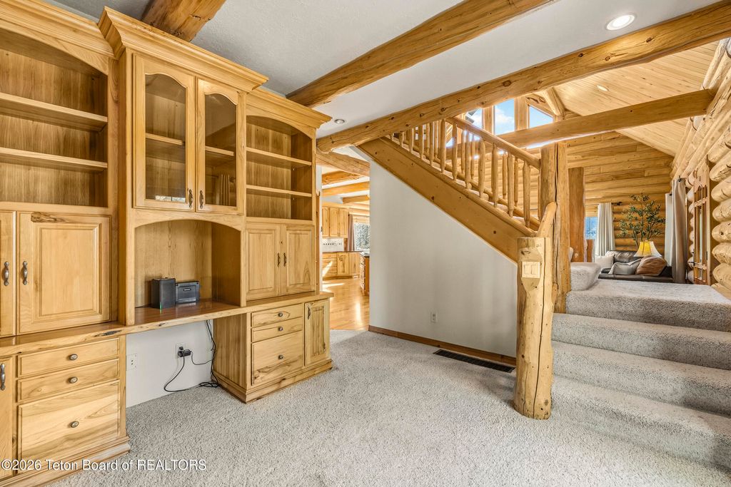 244 BLACK MOUNTAIN Lane, Alpine, WY 83128 photo 25