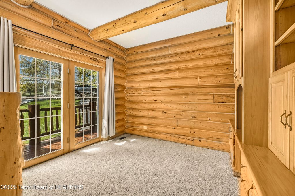 244 BLACK MOUNTAIN Lane, Alpine, WY 83128 photo 26