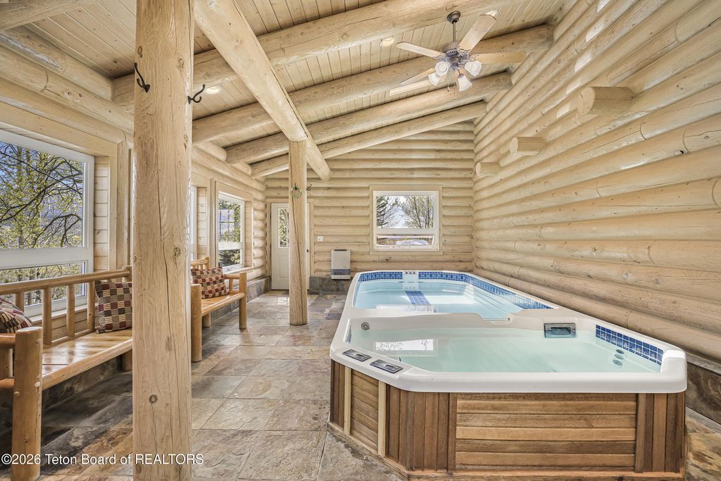 244 BLACK MOUNTAIN Lane, Alpine, WY 83128 photo 47