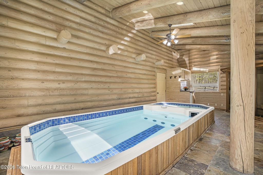 244 BLACK MOUNTAIN Lane, Alpine, WY 83128 photo 48