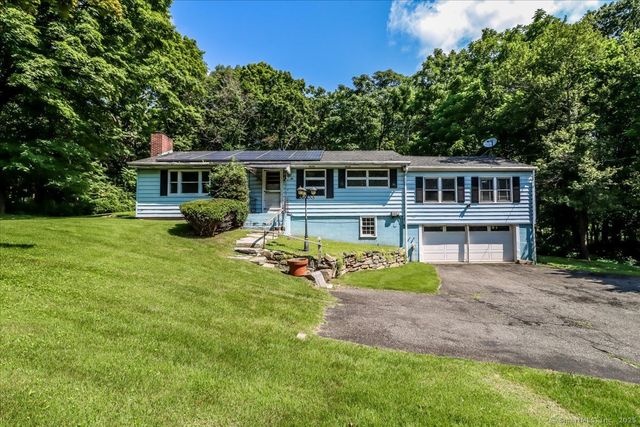 29 New Milford Road West, Bridgewater, CT 06752