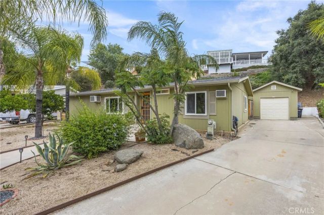 29928 Chip, Canyon Lake, CA 92587