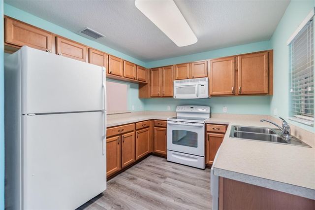 10906 KEYS GATE DRIVE, Riverview, FL 33579