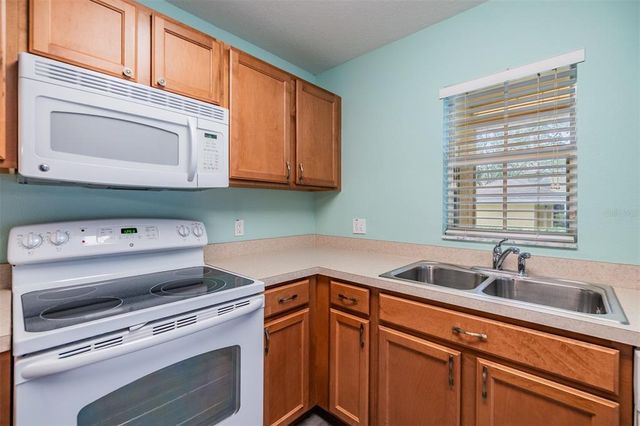 10906 KEYS GATE DRIVE, Riverview, FL 33579