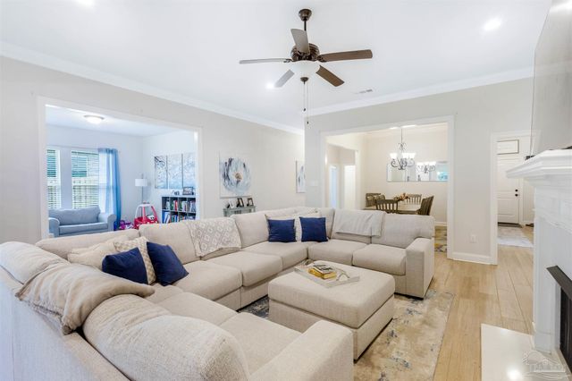3072 Mountain Laurel Tr, Cantonment, FL 32533