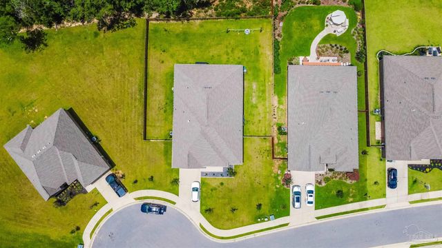 3072 Mountain Laurel Tr, Cantonment, FL 32533