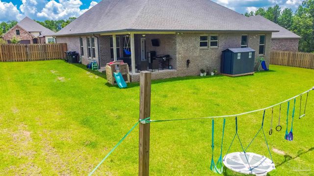 3072 Mountain Laurel Tr, Cantonment, FL 32533