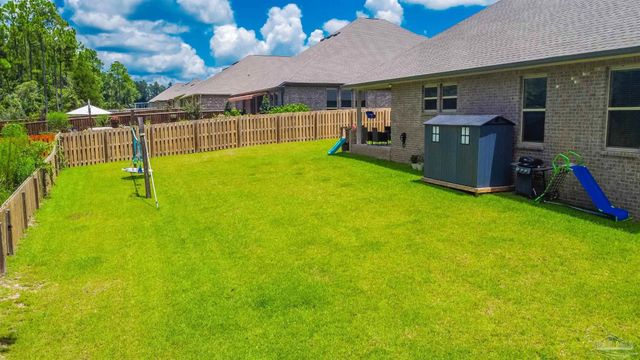3072 Mountain Laurel Tr, Cantonment, FL 32533