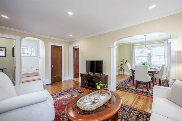 214 Winbourne Road, Rochester, NY 14619